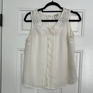 Elegant White Lace Collar Blouse